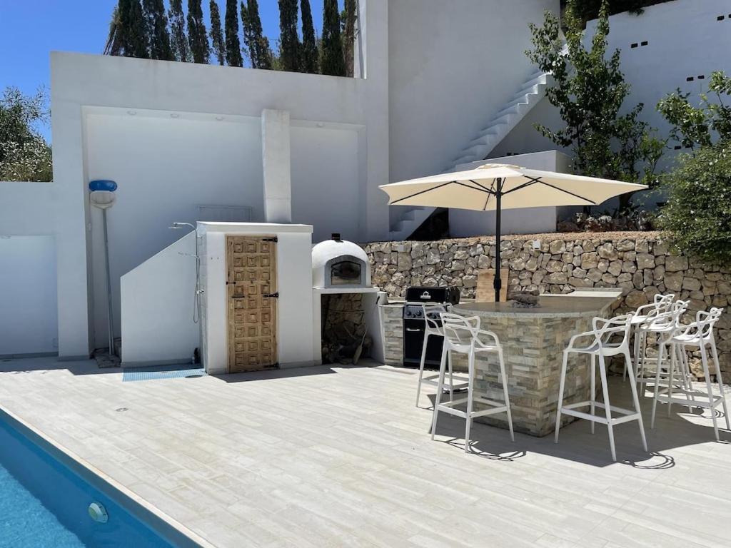 Casa Vida, Your With Panoramic Sea Views In Moraira. Villa *